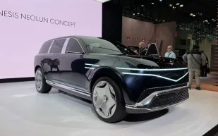 جينيسيس GV90 تكشف وجه الفخامة الجديد بتصميم مستوحى من نيو لون