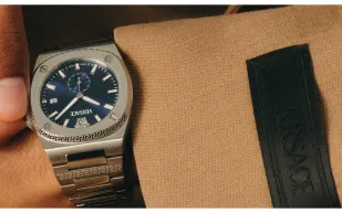 ساعات فيرزاتشي لخريف وشتاء 2025.. فخامة تجمع الدقة والجرأة