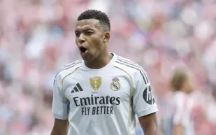 إلزام باريس سان جيرمان بدفع 60 مليون يورو لمبابي.. ما القصة؟ (فيديو)