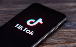 TikTok Shop تدخل عالم الهدايا الرقمية لمنافسة أمازون وإيباي.. ماذا فعلت؟