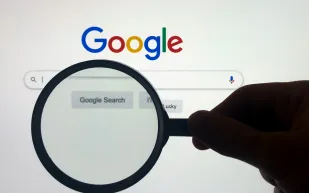 الاتحاد الأوروبي يحقق مع غوغل بسبب استخدام "جيميني" لمحتوى الناشرين