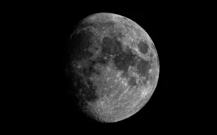 القمر العملاق البارد يضيء السماء… العالم يترقب ثاني أكبر أقمار 2025