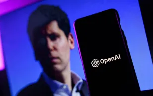 سام ألتمان ينطلق لتصحيح مسار OpenAI والتصدي لغوغل 