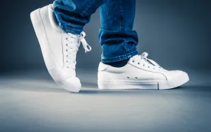 ابتكار ياباني جديد يجعل المشي داخل الواقع الافتراضي سلسًا وطبيعيًا!