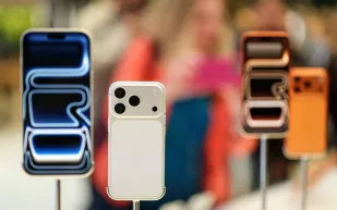 آبل تعدل قيم استبدال آيفون: هل تؤثر على سوق الهواتف؟