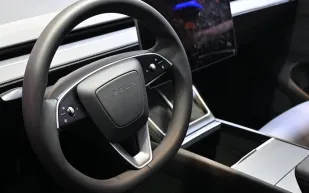 بعد تفوق BYD في المبيعات.. كم تبلغ القيمة السوقية لتسلا؟ 