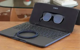 وداعًا للشاشات التقليدية.. Spacetop G1 يفتح عصر اللابتوب الافتراضي