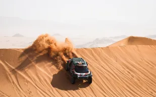 اختبار الصحراء الأعنف: المرحلة السابعة ترفع سقف الإثارة في رالي داكار 2026