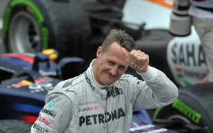 ثروة مايكل شوماخر تتصدر المشهد في عيد ميلاده.. كم يملك ملك السرعة اليوم؟