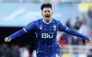 النصر يواجه أزمة قانونية بعد رفض صفقة عبدالله الحمدان (فيديو)