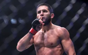 بتفاصيل مذهلة: إسلام ماخاشيف يتألق بساعة ريتشارد ميل بـسعر 540 ألف دولار