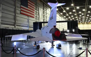 ناسا تكشف كواليس أول رحلة تاريخية لطائرة X-59 الأسرع من الصوت (فيديو)