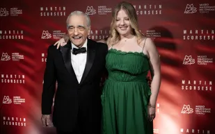 ابنة سكورسيزي تخدعه على تيك توك.. في فيديو طريف