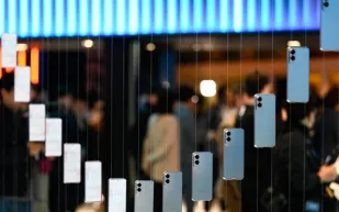 هل تقترب نهاية الخرف؟ سامسونغ تكشف تقنية ترصد صحة الدماغ مبكرًا