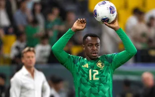 هل سينجح الهلال في استعادة سعود عبد الحميد؟ (فيديو)