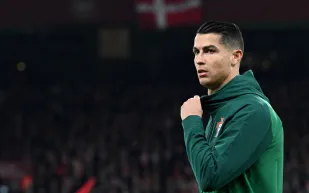 كيف يحافظ رونالدو على لياقته في سن الأربعين؟