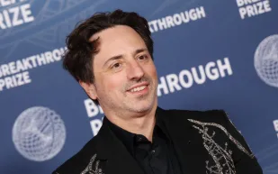 سيرجي برين يتحدى ضرائب المليارديرات بصفقة عقارية مميزة في ماليبو