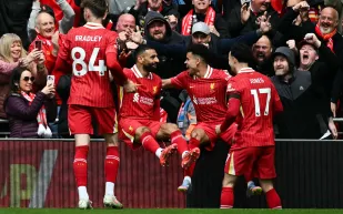 ليفربول يواجه خطر فقدان نجمه لصالح منافس في البريميرليغ (فيديو)