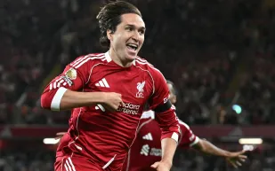 مستقبل كييزا في يد صلاح وسط خلافات داخل ليفربول