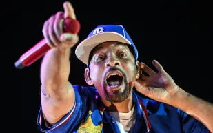 ويل سميث يفاجئ شاروخان بطلب علني.. هل نراه قريبًا في بوليوود؟