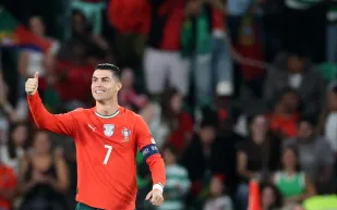 استثمار كريستيانو رونالدو في شركة للمكملات الغذائية يرفع قيمتها السوقية.. كم بلغت؟