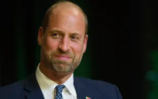 الأمير ويليام ينتقد الرسائل السريعة.. ويكشف موقفه من هواتف أبنائه