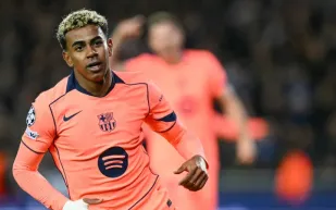 لامين يامال في دبي: تصرف إنساني مع الأطفال يكشف تواضعه (فيديو)