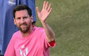 كيف يستعد ليونيل ميسي لموسم 2026 وكأس العالم؟ (فيديو)