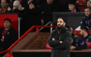 أموريم يكلف مانشستر يونايتد 12 مليون جنيه إسترليني بسبب إقالته.. ما القصة؟