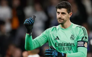 كورتوا يكشف نجم ابنه المفضل في الدوري السعودي: "يسألني ماذا تفعل أمامه؟"