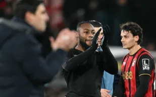 سيمينيو ينضم لمانشستر سيتي في صفقة قياسية.. كم بلغت قيمتها؟