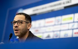 بعد تعيينه رسميًا.. من هو مدرب تشيلسي  الجديد؟