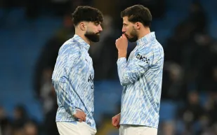 إصابات مانشستر سيتي تضرب دفاع الفريق قبل مواجهة برايتون