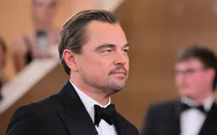 "مزحة الباستا" في غولدن غلوب 2026 تعيد دي كابريو إلى بداياته