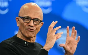 الرئيس التنفيذي لـ مايكروسوفت يحذر: الذكاء الاصطناعي قد يفقد ثقة المجتمع في هذه الحالة