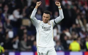 مبابي يقترب من إنجاز تاريخي في دوري أبطال أوروبا.. هل يحطم هذا الرقم لرونالدو؟