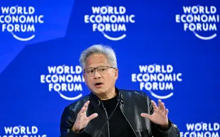 "إنفيديا" تستثمر 2 مليار دولار في "كور ويف".. كيف انعكس ذلك على أسهم الأخيرة؟