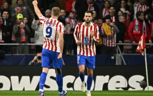 جدول مباريات اليوم السبت.. ليفربول يواجه نيوكاسل وبرشلونة في مهمة تثبيت الصدارة