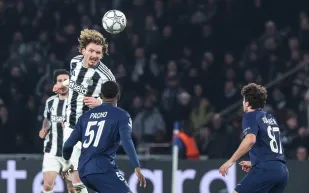 ليفربول ونيوكاسل الليلة.. تشكيلات متوقعة ومفاجآت دفاعية في قمة آنفيلد