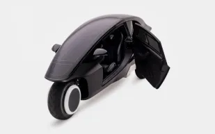 سيارة ذكية بلمسة فنية… مغني راب عالمي يكشف مشروعه الكهربائي الجديد (فيديو)