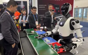 أول روبوت بشري يتصل بالأقمار الصناعية.. إنجاز تاريخي يكسر قيود الأرض