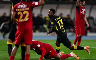 الاتحاد وضمك يتعادلان في مواجهة مثيرة بالدوري السعودي.. ماذا حدث؟