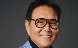 روبرت كيوساكي يكشف حقيقة بيع مخزونه من الفضة