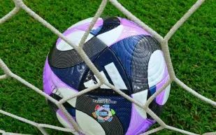 الاتحاد السعودي يعلن حكام الجولة الـ16 من دوري روشن