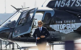 القضاء يحسم قضية Top Gun: Maverick.. هل توم كروز بريء؟