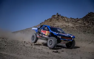 رالي داكار السعودية 2026 ينطلق من ينبع.. منافسة عالمية على رمال المملكة