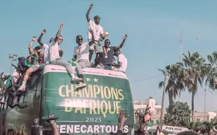 مكافآت سخية للاعبي السنغال بعد الفوز بكأس أمم أفريقيا.. كم بلغ نصيب كل لاعب؟