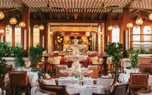 تجربة إيطاليّة فاخرة: غداء راقٍ مع "Andiamo a Pranzo" في نخلة جميرا