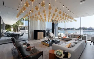 عرض فيلا فاخرة للبيع في نخلة جميرا.. كم يبلغ سعرها؟