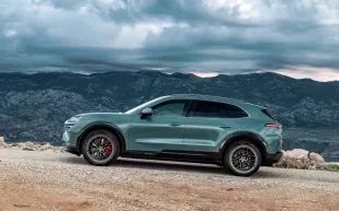 صمتها قاهر… بورشه كايين الكهربائية تغيّر القواعد